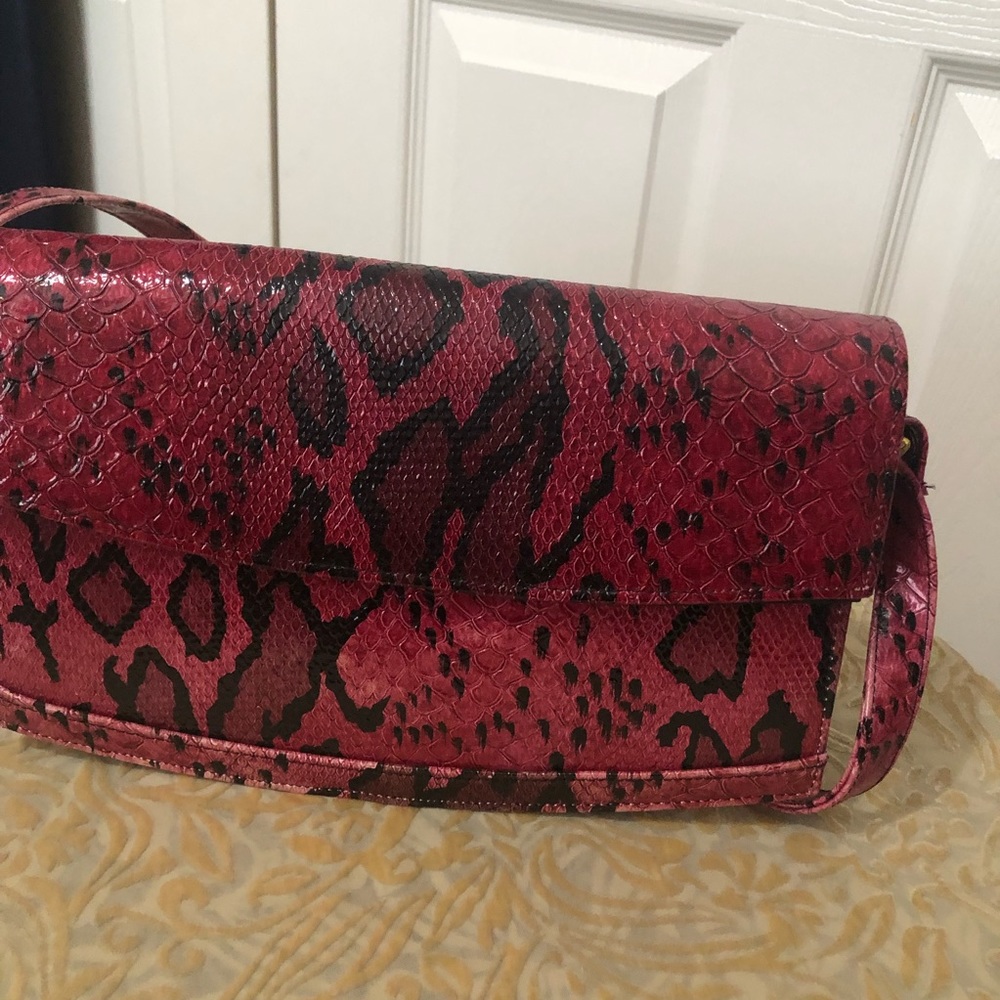 Snakeskin Print Handbag - Picture 3 of 8